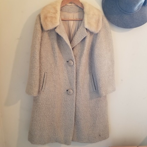 VIntage Berroco Lady Stanley Coat Boucle Teddy Swing Coat Fur Collar Cream Tan - Picture 2 of 12