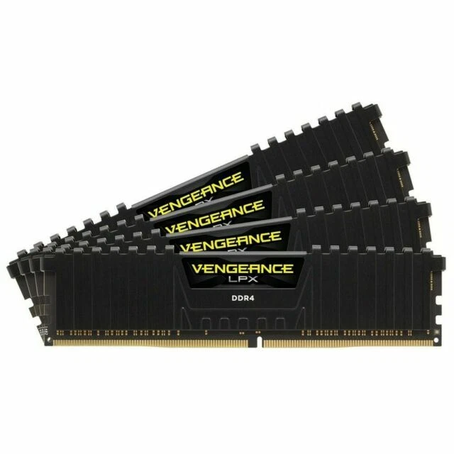 DDR4 SDRAM Memory (RAM) with 4 Modules and 288 Pins