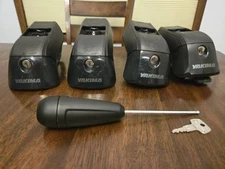 Yakima Timberline Towers With Looks, Key, Tool And Instructions