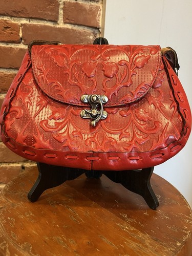 Patricia Nash MICAELA Rose Tooled Leather Messenger Shoulder Bag Purse Red - Picture 3 of 20