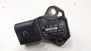 Sensor Ladedruck/drucksensor 038906051B Skoda Octavia Combi 1.9 TDI DPF Bj 2006