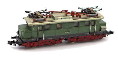 Minitrix 2033 N E-Lok 144 083-3 DB Spur N