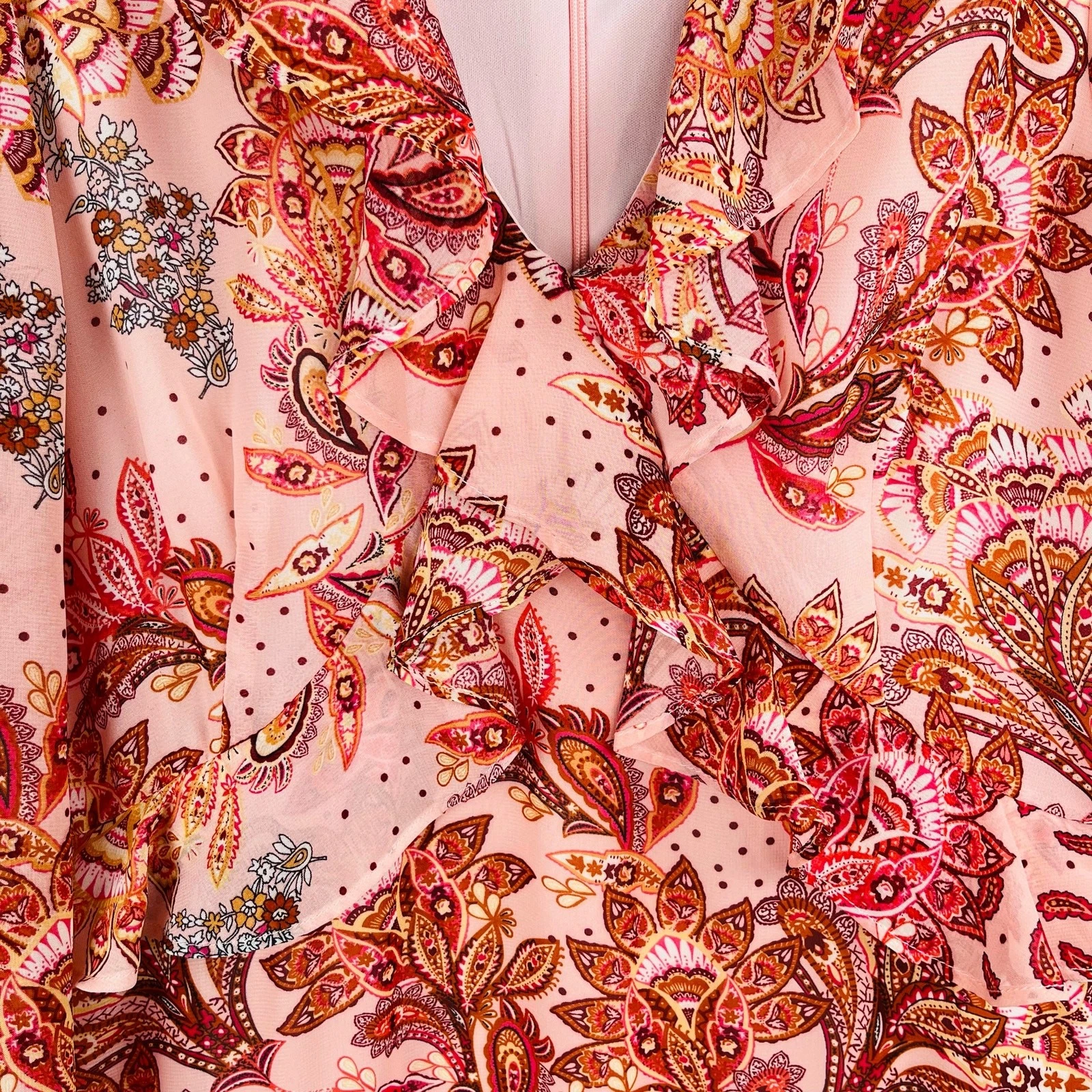 VETEMENTS Abito midi Julia Jordan balza arricciata manica a campana floreale paisley rosa 8 nuovo con etichette