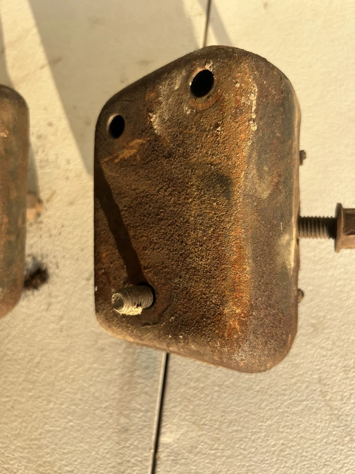 Soportes de motor 73-79 serie F 2x2 460 Foto 3 de 4