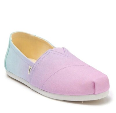 TOMS Women Lavender Sky Blue Ombre Canvas 9.5