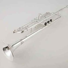 Japan 9335 Professional Trumpet Flat B Tone Silver Plated Trumpet with case