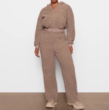 NWT Skims Teddy Sherpa Track Pant