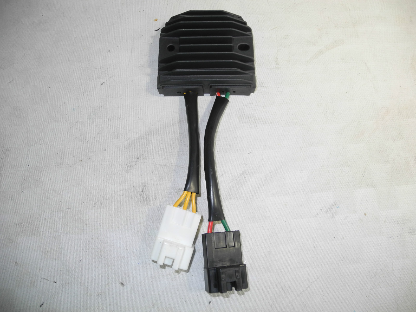 Regulador Rectifier honda sh300 año 07-10 New Part bulbos Regulador Rectifier Rectifier Rectifier honda sh300 año 07-10 New Part bulbos 2aa1fa