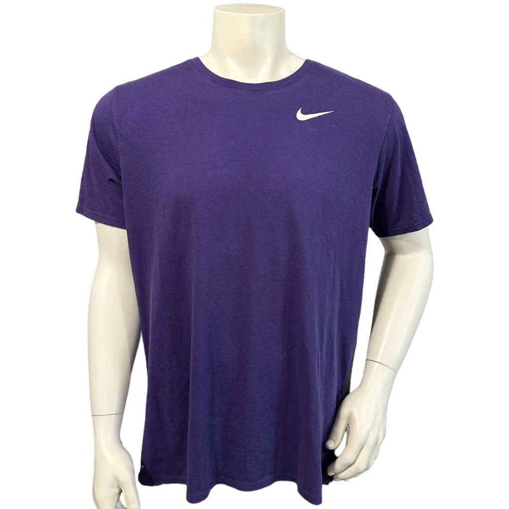 Nike shirt deals basic