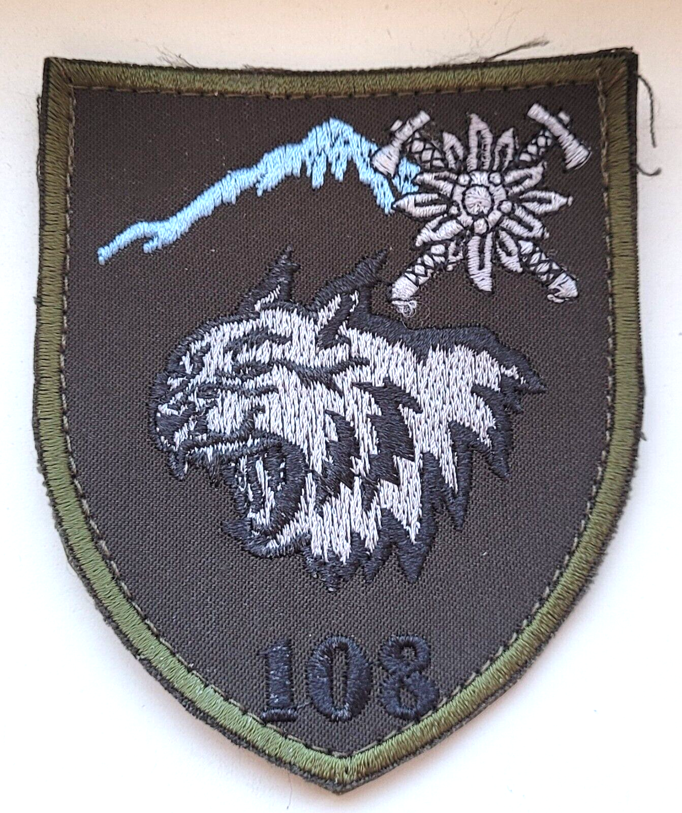 Picture 1 of 4
