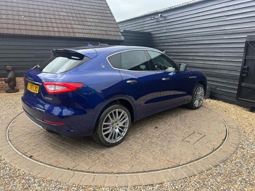 2017 Maserati Levante 3.0D V6 SUV 5dr Diesel ZF 4WD Euro 6 (s/s) (275 ps) ESTATE - Picture 7 of 24
