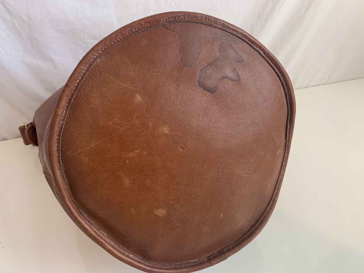 Coach Vintage Leather Woman's Shoulder Bag Hobo Circle