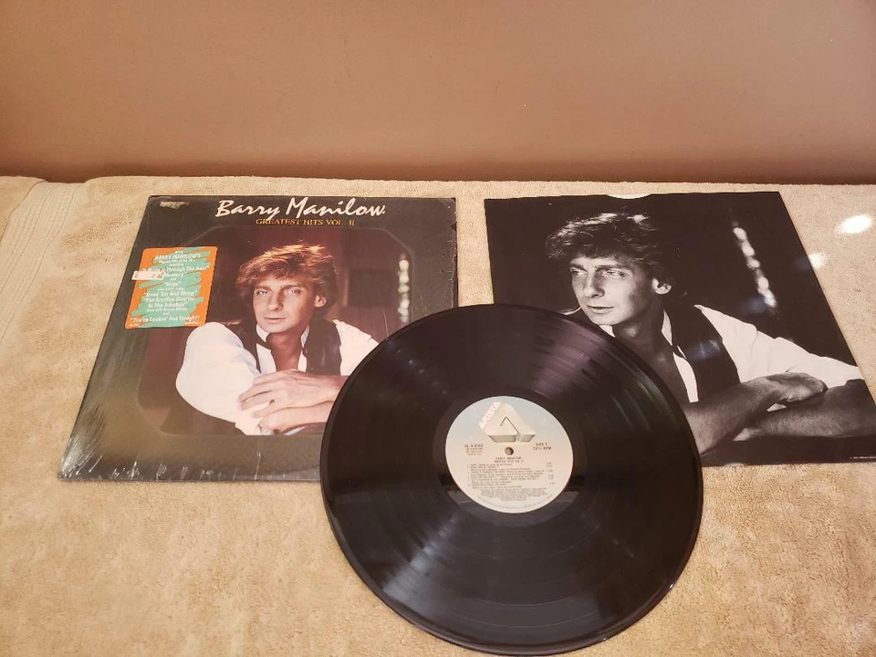 BARRY MANILOW ~ GREATEST HITS VOL.2 ~ AL8-8102 ~ 1983 ~ LP ~ EX - Image 3 of 4