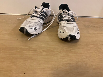 Neue Adidas Turnschuhe LK Trainer 3 Größe 36 EU / UK 3,5 Weiß Schwarze Streifen