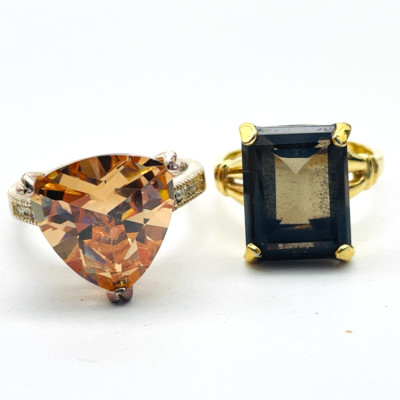Gold Tone Rings Lot of 2 Pink Triangle Gem and Brown Rectangle Gem