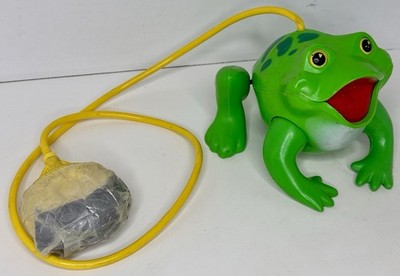 Fisher Price Frisky Frog Vintage 1970s Toy Air Pump Jumping Frog Working Damaged