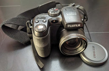 Fujifilm FinePix S Series S1000fd 10.0MP Digital Camera - Black - UNTESTED