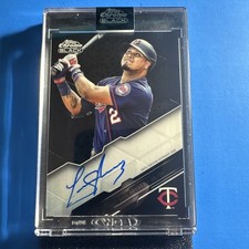 2020 Luis Arraez Autographed Topps Chrome Black Card #CBA-LA
