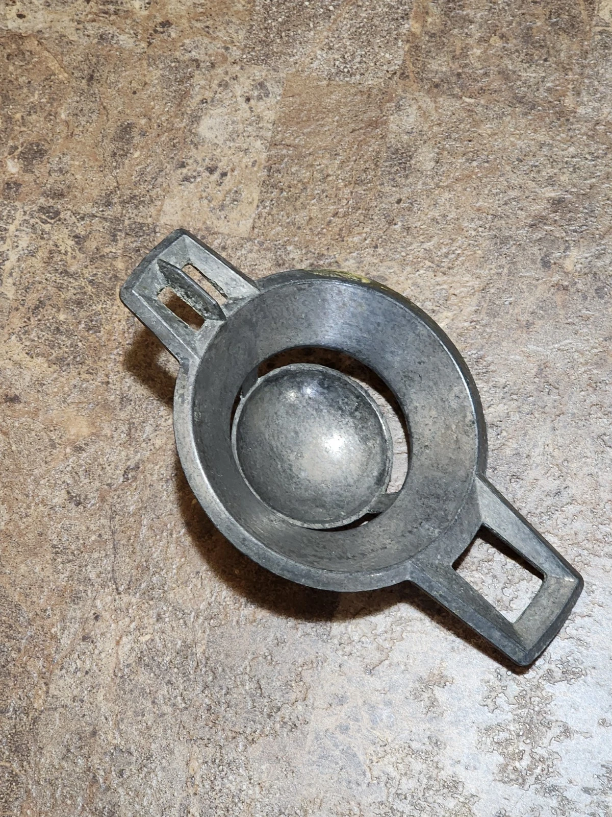 Vtg Aluminum Egg Separator/ Strainer Kitchen Made In Taiwan 5 1/4" L