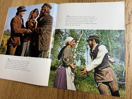 Original 1971 Fiddler on the Roof Film Book Souvenir United Artists - TOPOL - Picture 10 of 15