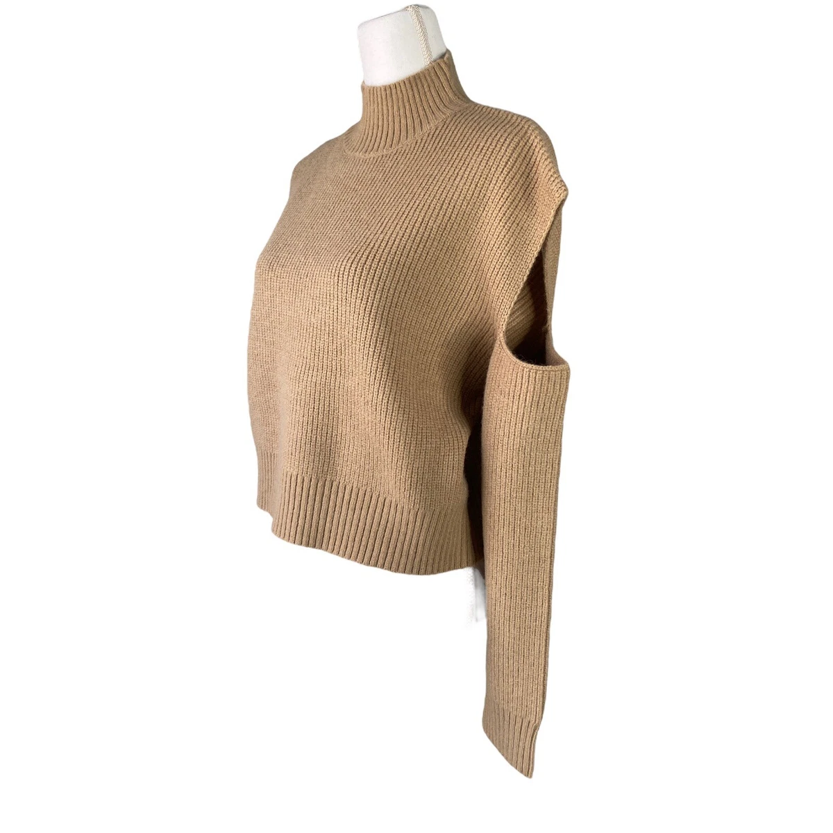Cut out shoulder top sweater forever 21