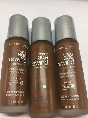 3 X Maybelline Instant Age Rewind Foundation  Cocoa Dark-3 Silver Color  Cap. 