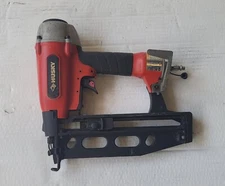 HUSKY HFN250A  Finish Nailer, 16GA, 3/4-Inch to 2-1/2-Inch WORKS GREAT