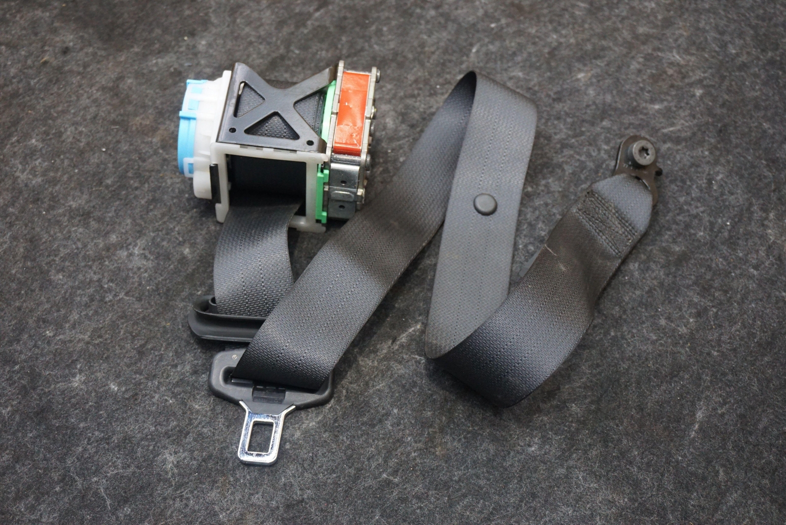 Rear Left Seat Belt Retractor Assembly Ad43-611b74-bcw Aston Martin Rapide 2011