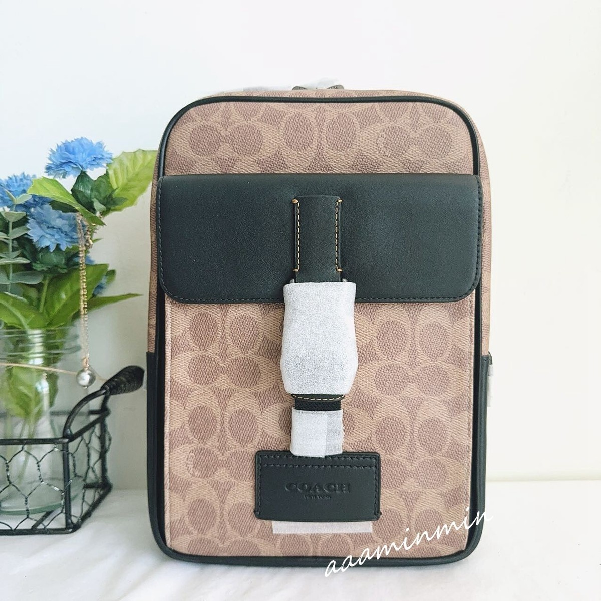 バッグ COACH Track Pack Signature Canvas Coach Men's Track Pack, Fashion Daypack, Shoulder Bag, Backpack
