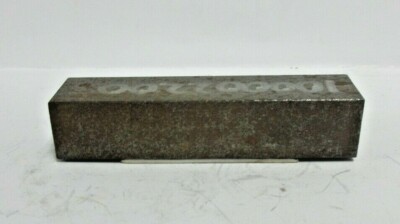 UNBRANDED KEY, 3'' X 3/4''