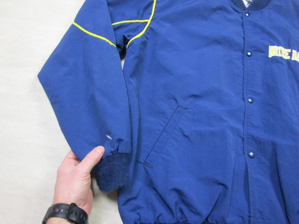 Chaqueta De Colección Años 80 Notre Dame Starter (XL) Ligera EE. UU. Universidad Spellout Foto 3 de 4