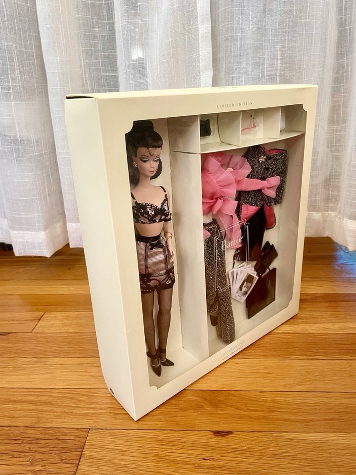 Barbie Silkstone A Model Life – Mattel NRFB Collector