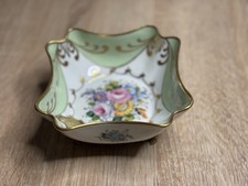Ciotola porcellana Limoges decorata a mano piedini oro, verde floreale vintage