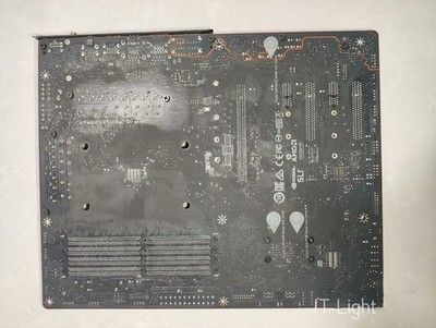 MSI MEG X570 ACE AM4 AMD X570 USB 3.0 AX Wi-Fi 6 ATX AMD