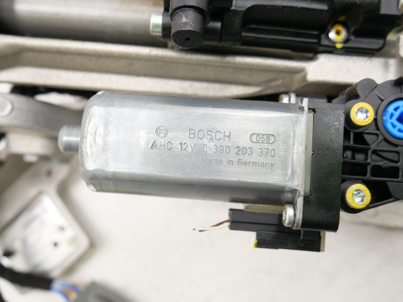Used Electric Auto Adjust Steering Column Assembly 2020-2023 Mclaren GT OEM