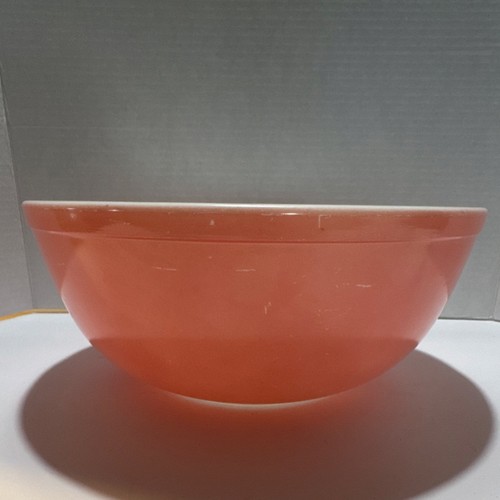 Pyrex Pink Glass Mixing Bowl 10" Oven-Safe Round Vintage Kitchenware - Image 1