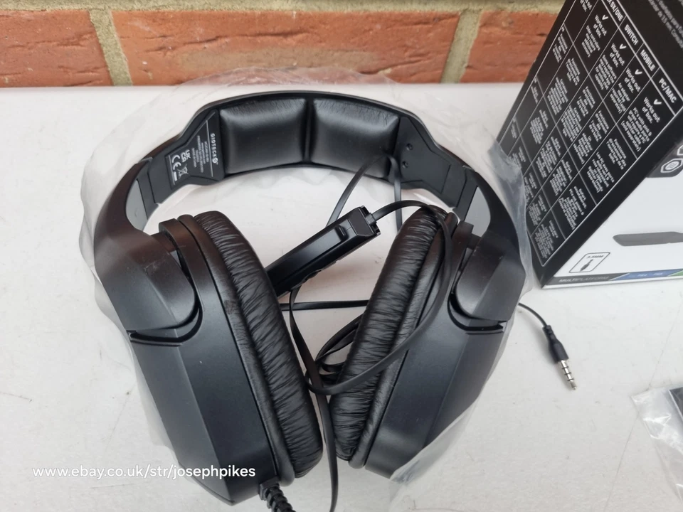 Gioteck HC2 Multi-Platform Wired Gaming Headset (Special Edition) - Image 3 of 4