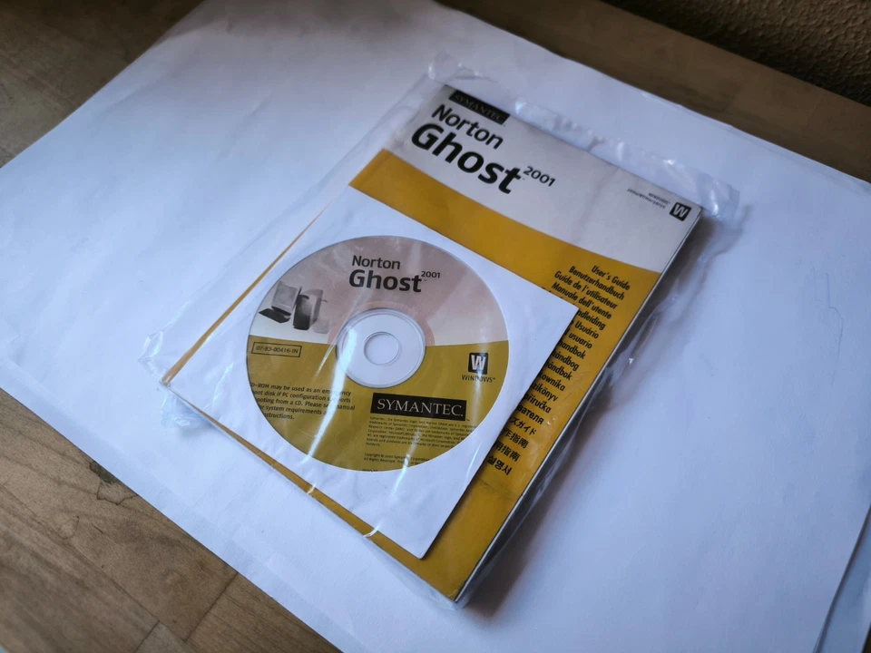 💿 Norton Ghost 2001 - original CD-ROM with manual - Immagine 4 di 4