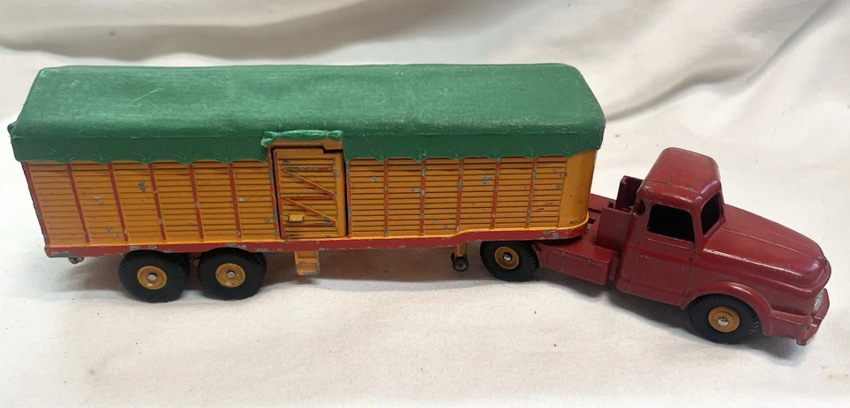 Dinky Supertoys #36B Willeme Semi Remorque Fruehauf Trailer Tractor Trailer - Image 2 of 4