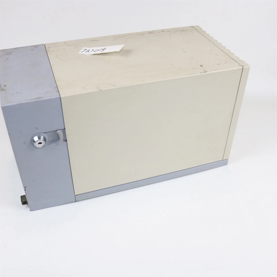 Sun 599-2261-01 711 Ultra SCSI 80 Pin 6-Bay External Hard Drive Enclosure - Image 2 of 4