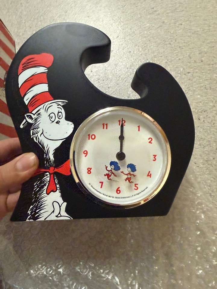 Dr Seuss CAT IN THE HAT DESK Clock BY VANDOR. | eBay