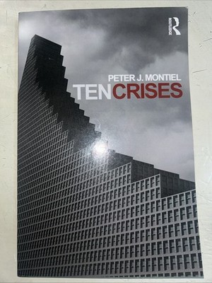 Ten Crises, Paperback by Montiel, Peter J., VG