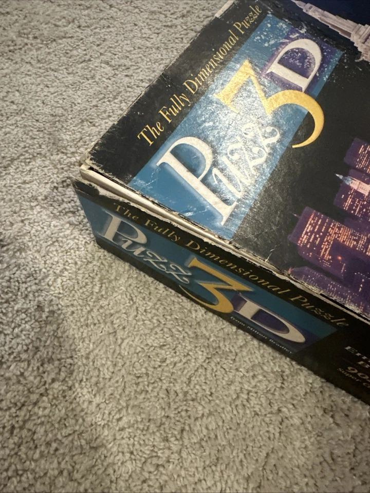 Quebra-cabeça 3D Milton Bradley Wrebbit Empire State Building 902 peças completo - Imagem 3 de 4