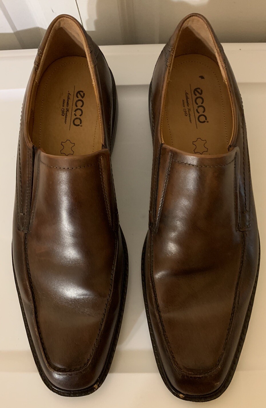 ecco windsor slip on