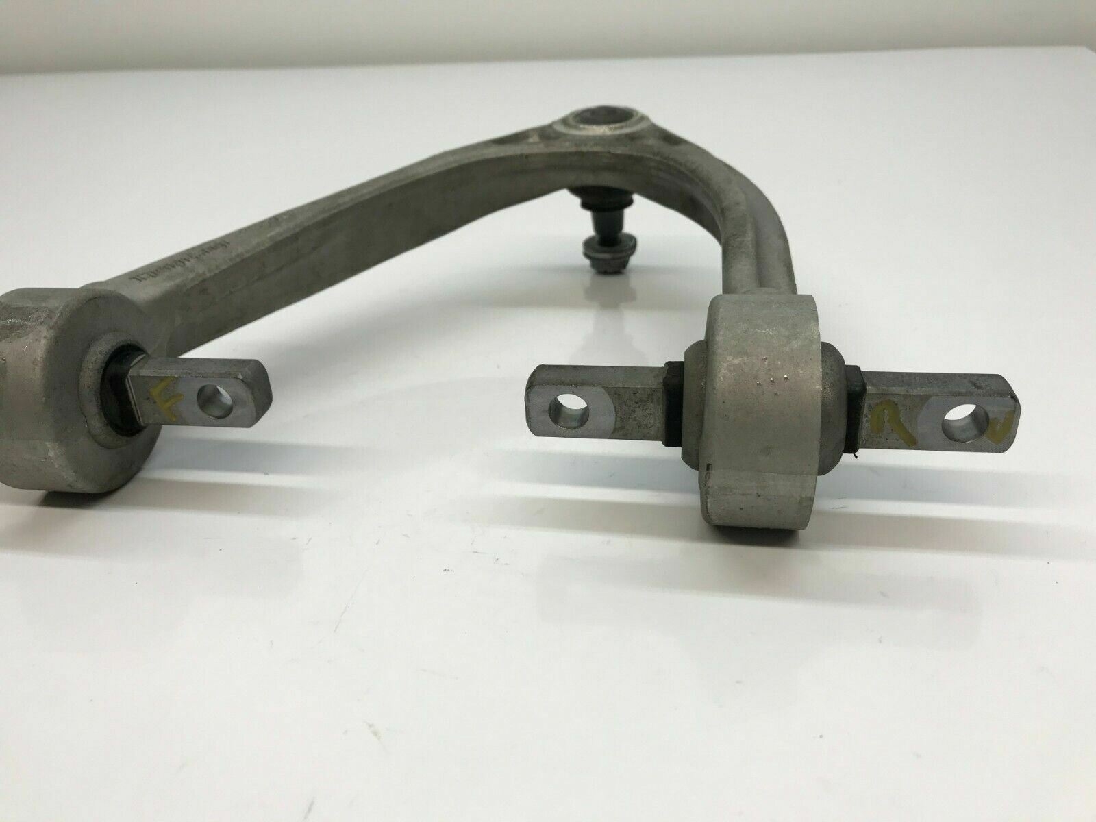 FERRARI 458 ITALIA FRONT RIGHT RH UPPER CONTROL ARM OEM 235137 248760
