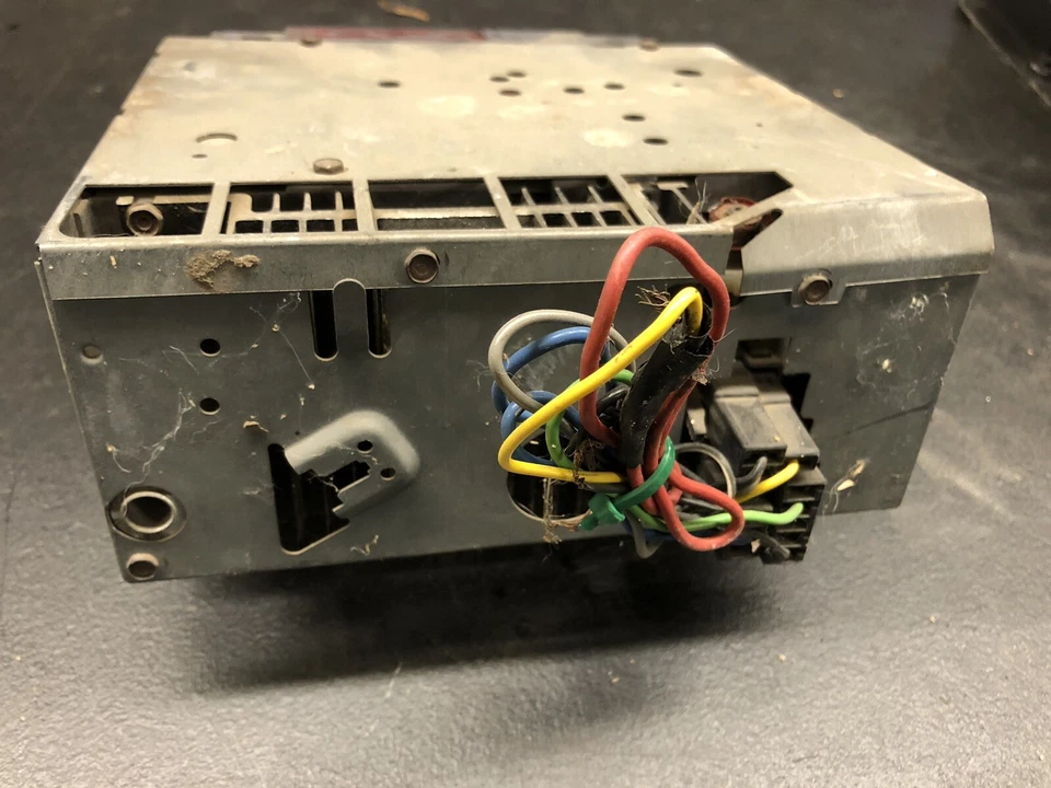 Chevrolet Impala Caprice Delco 1974 OEM radio AM FM Chevy Foto 3 de 4