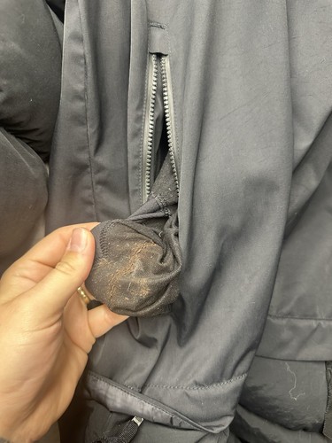 Lululemon Cold As Fluff Goose Down Parka Coat Jacket Size Medium? Read Black - Picture 9 of 9
