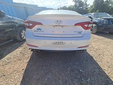 (LOCAL PICKUP ONLY) Trunk/Hatch/Tailgate Spoiler With Rear View Camera Fits 15-1