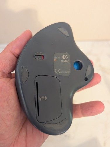 Logitech M570 Wireless Trackball Mouse w/ USB Dongle MINT WORKING CONDITION! - Photo 3/3