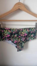 2003 Vintage Med Victoria s Secret Floral 2nd Skin Panties Seamless No Show